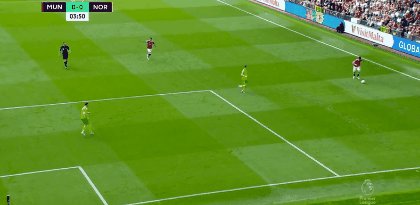 星空体育官网-【英超】C罗帽子戏法+任意球破门 曼联3比2诺维奇